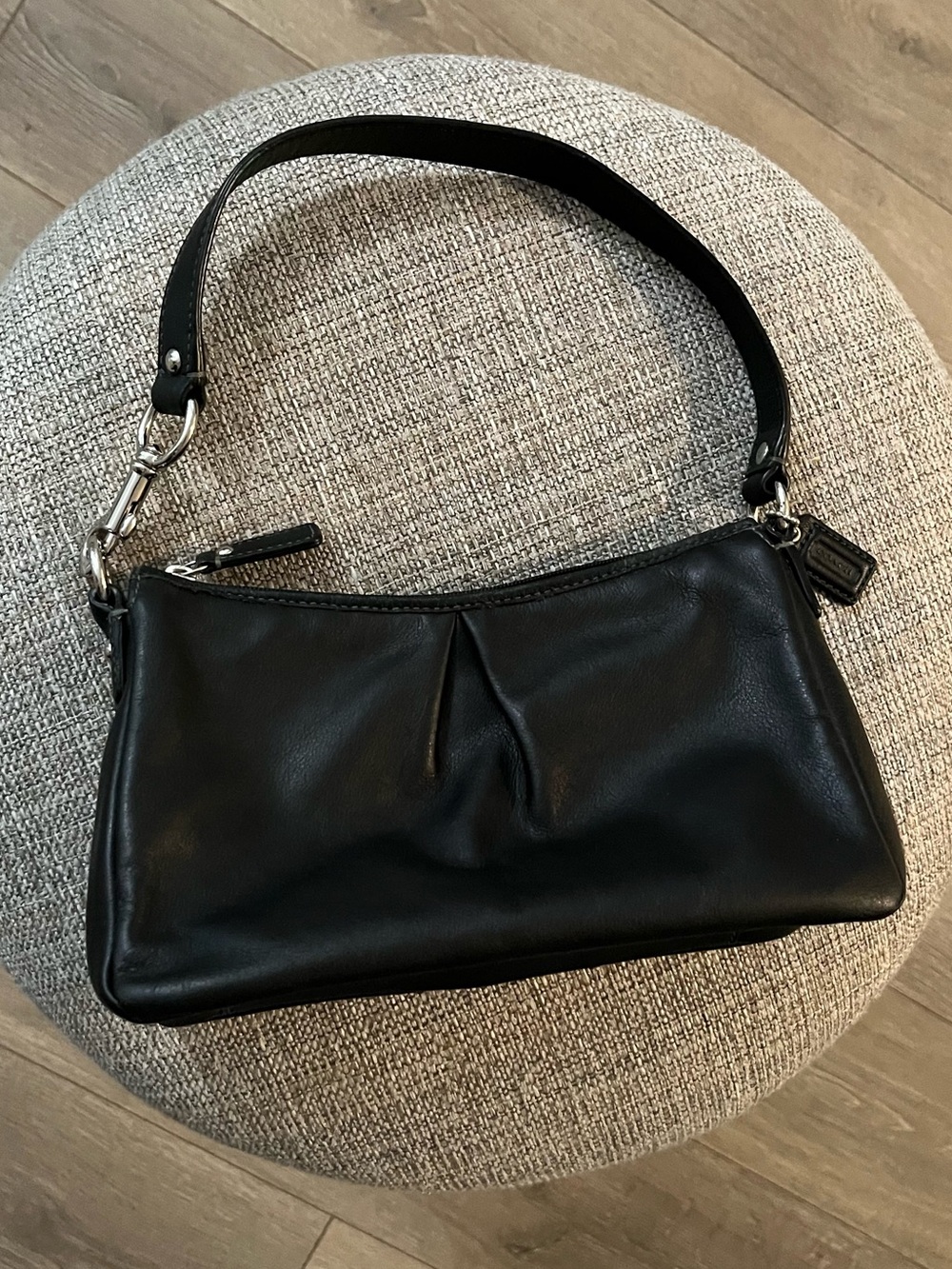 EUC Coach Black Leather Shoulder Bag with Silver Hardware Purple Interior